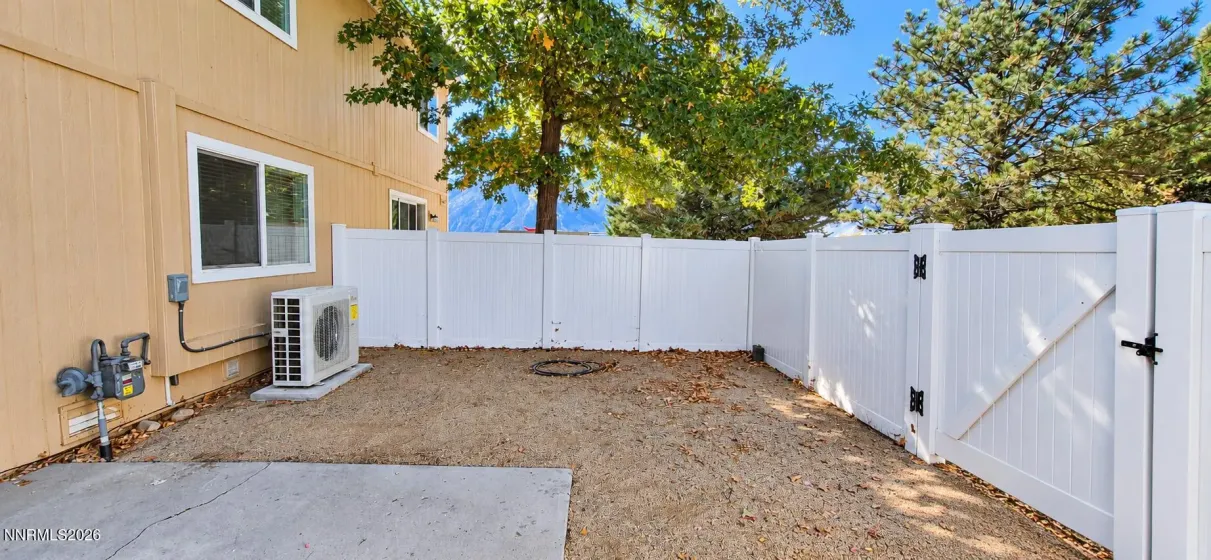 1271 Redwood, Gardnerville, Nevada 89460, 3 Bedrooms Bedrooms, ,2 BathroomsBathrooms,Residential,Residential,Redwood,0,260013171