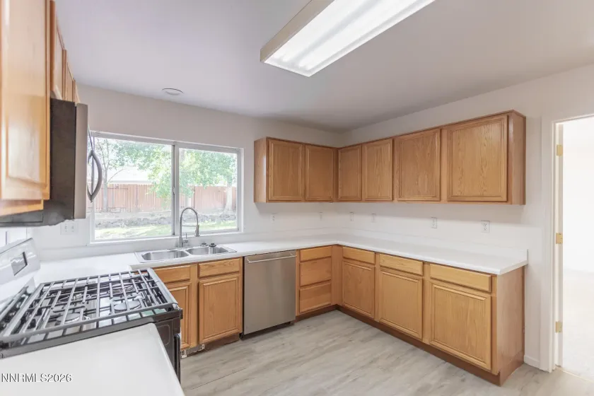 7468 Rodin, Sun Valley, Nevada 89433, 5 Bedrooms Bedrooms, ,3 BathroomsBathrooms,Residential,Residential,Rodin,0,260013173