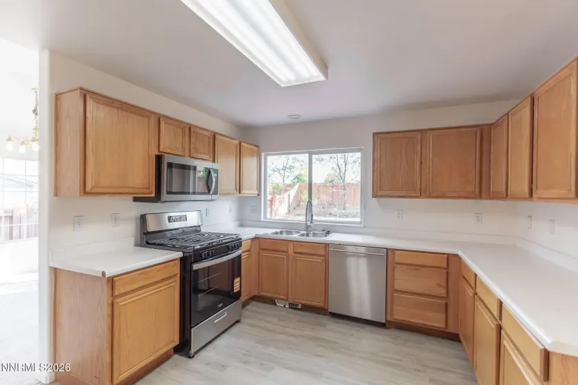 7468 Rodin, Sun Valley, Nevada 89433, 5 Bedrooms Bedrooms, ,3 BathroomsBathrooms,Residential,Residential,Rodin,0,260013173
