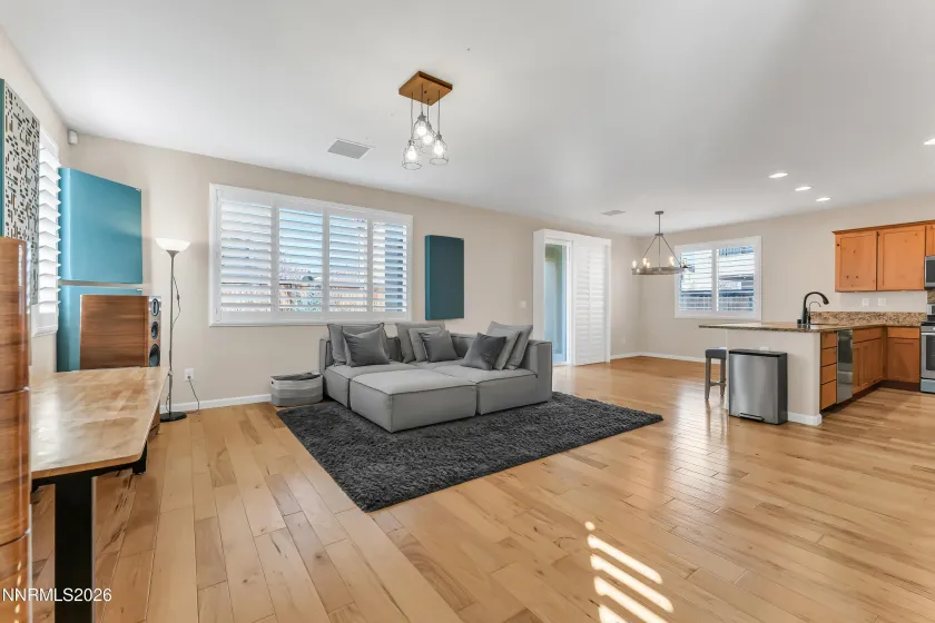 9615 Eventer, Reno, Nevada 89521, 3 Bedrooms Bedrooms, ,3 BathroomsBathrooms,Residential Lease,Manufactured,Eventer,0,260013176