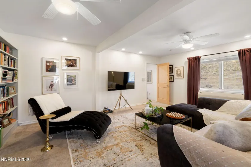 15555 Pyramid, Reno, Nevada 89510, 5 Bedrooms Bedrooms, ,5 BathroomsBathrooms,Residential,Residential,Pyramid,0,260013185