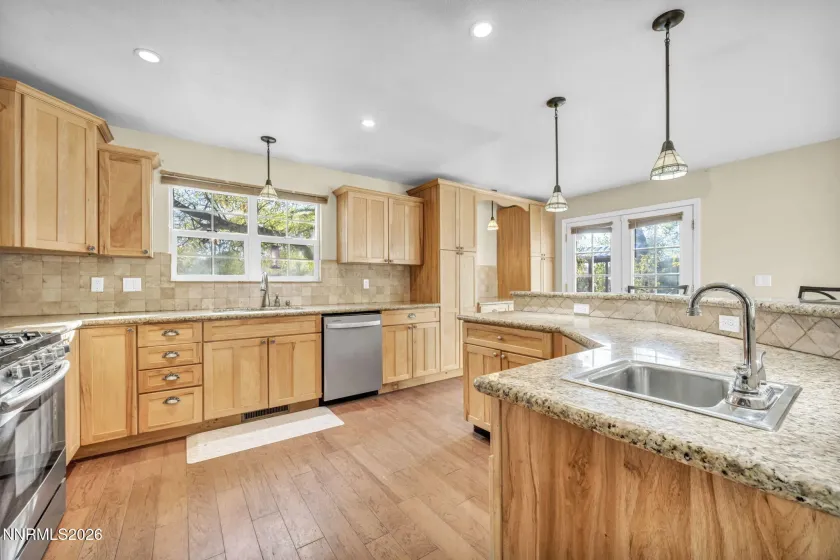 255 Lincoln, Wadsworth, Nevada 89442, 2 Bedrooms Bedrooms, ,3 BathroomsBathrooms,Residential,Residential,Lincoln,0,260013188