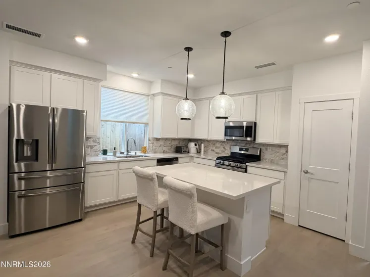 Contemporary Kitchen