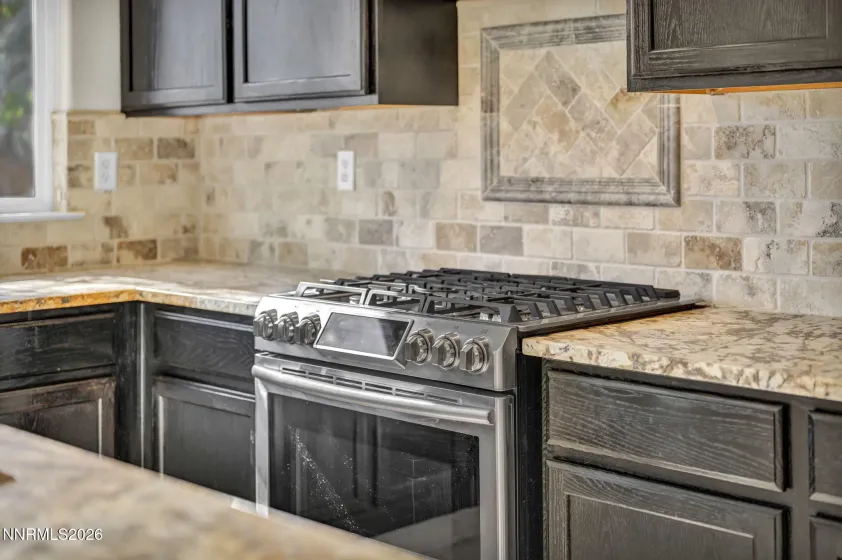 811 Ballybunion, Dayton, Nevada 89403, 3 Bedrooms Bedrooms, ,2 BathroomsBathrooms,Residential,Residential,Ballybunion,0,260013240