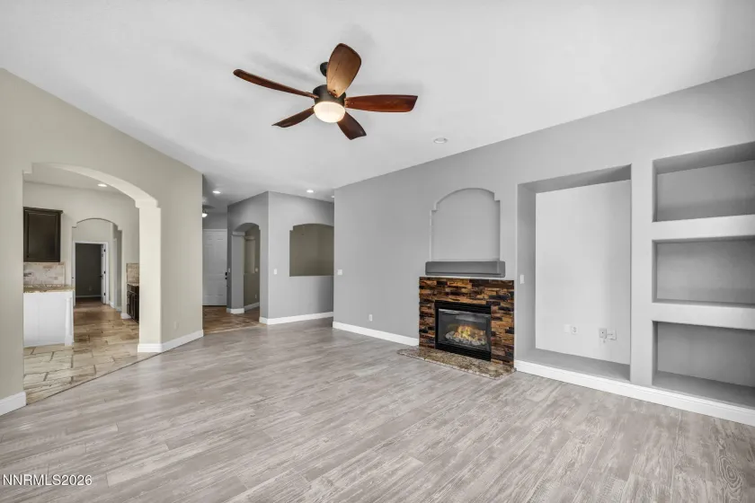 811 Ballybunion, Dayton, Nevada 89403, 3 Bedrooms Bedrooms, ,2 BathroomsBathrooms,Residential,Residential,Ballybunion,0,260013240