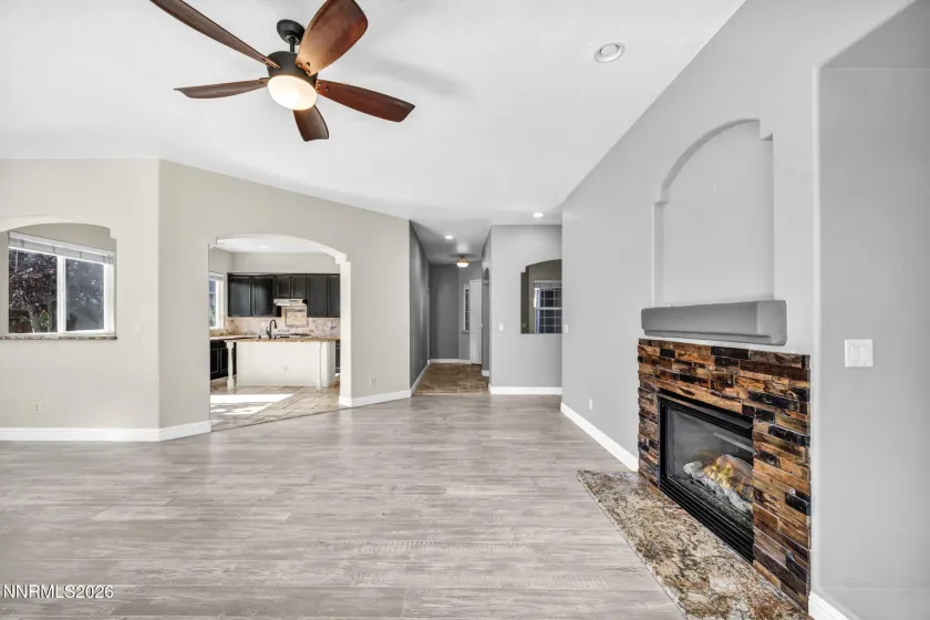 811 Ballybunion, Dayton, Nevada 89403, 3 Bedrooms Bedrooms, ,2 BathroomsBathrooms,Residential,Residential,Ballybunion,0,260013240
