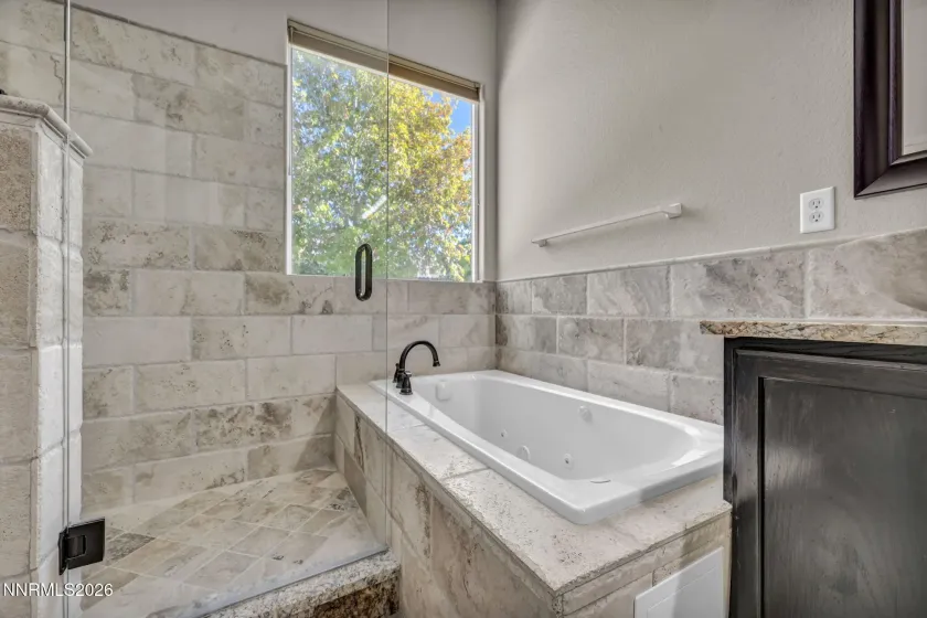 811 Ballybunion, Dayton, Nevada 89403, 3 Bedrooms Bedrooms, ,2 BathroomsBathrooms,Residential,Residential,Ballybunion,0,260013240