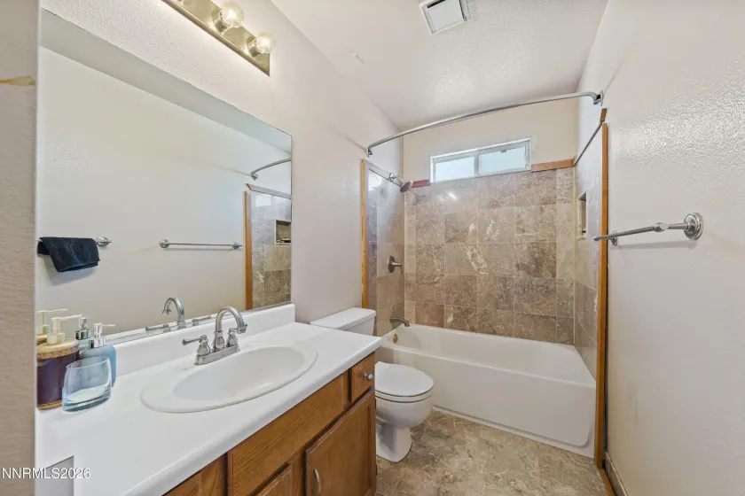 17645 Blackbird, Reno, Nevada 89508, 3 Bedrooms Bedrooms, ,2 BathroomsBathrooms,Residential,Residential,Blackbird,0,260013244