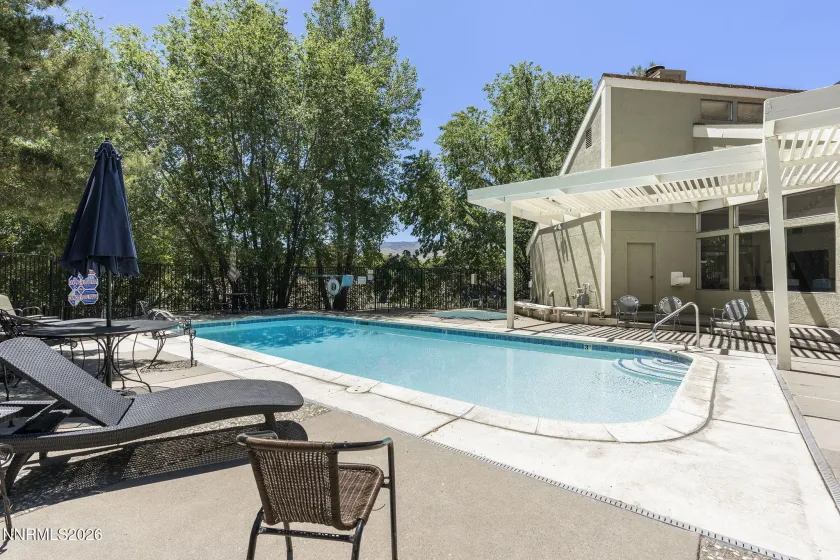 2855 Idlewild, Reno, Nevada 89509, 2 Bedrooms Bedrooms, ,2 BathroomsBathrooms,Residential,Residential,Idlewild,0,260013197