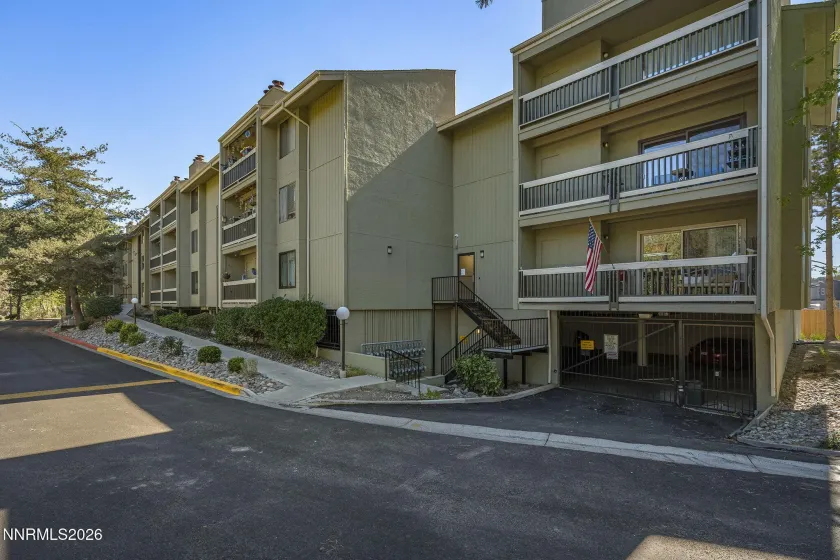 2855 Idlewild, Reno, Nevada 89509, 2 Bedrooms Bedrooms, ,2 BathroomsBathrooms,Residential,Residential,Idlewild,0,260013197