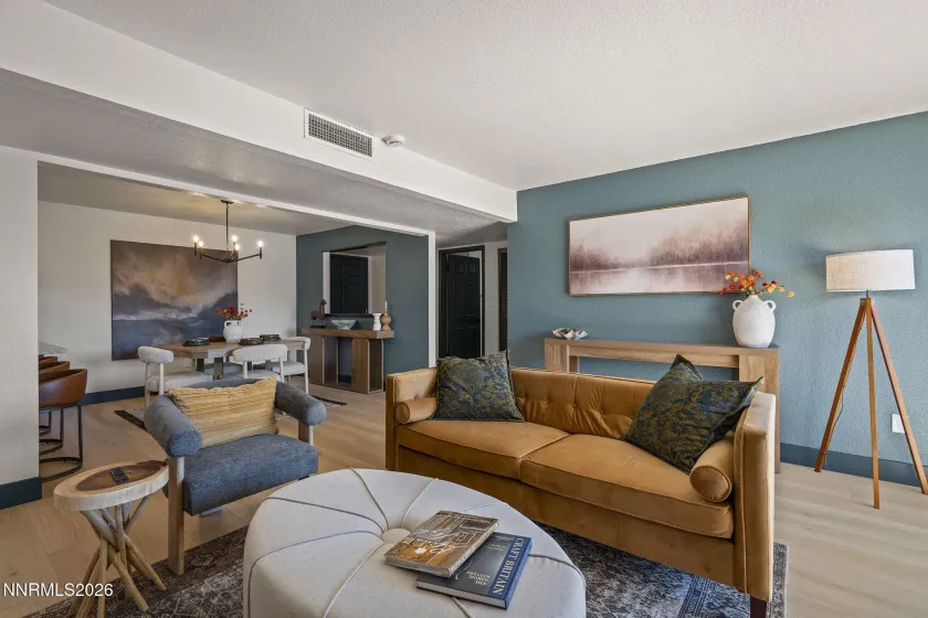 2855 Idlewild, Reno, Nevada 89509, 2 Bedrooms Bedrooms, ,2 BathroomsBathrooms,Residential,Residential,Idlewild,0,260013197