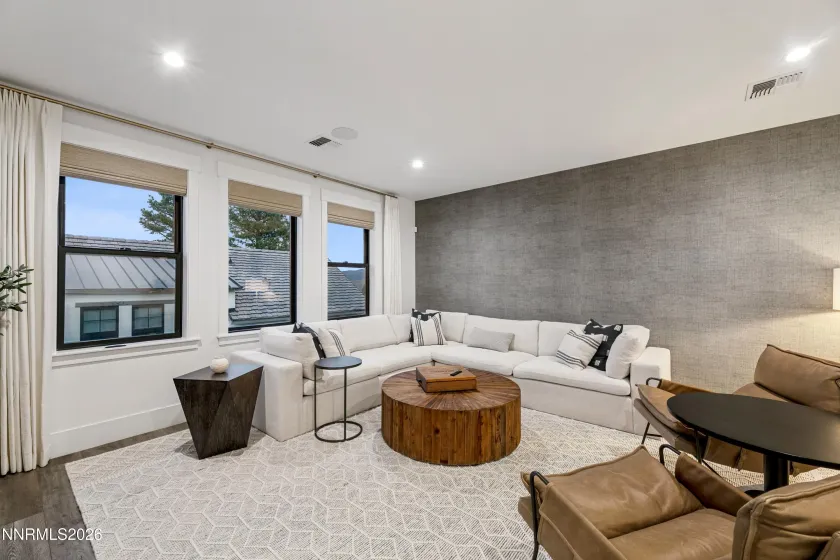 4312 Beaujolais, Reno, Nevada 89511, 4 Bedrooms Bedrooms, ,5 BathroomsBathrooms,Residential,Residential,Beaujolais,0,260013199