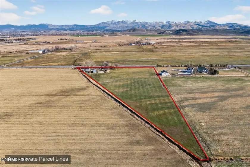 580 Highway 88, Gardnerville, Nevada 89460, 4 Bedrooms Bedrooms, ,3 BathroomsBathrooms,Residential,Residential,Highway 88,0,260013201