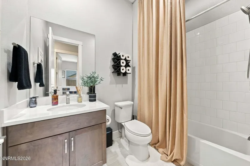 3249 Amaretto, Sparks, Nevada 89441, 4 Bedrooms Bedrooms, ,4 BathroomsBathrooms,Residential,Residential,Amaretto,0,260013200