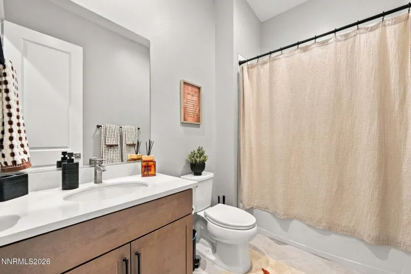3249 Amaretto, Sparks, Nevada 89441, 4 Bedrooms Bedrooms, ,4 BathroomsBathrooms,Residential,Residential,Amaretto,0,260013200