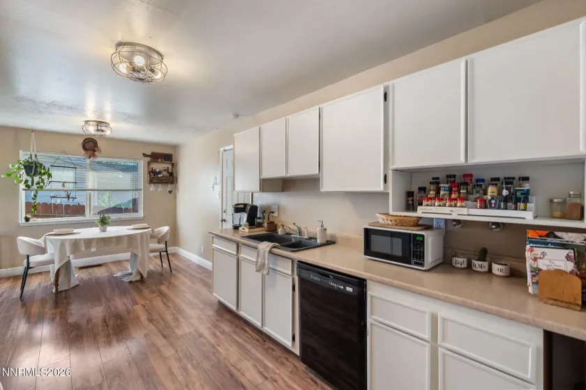 3280 Probasco, Sparks, Nevada 89431, 3 Bedrooms Bedrooms, ,2 BathroomsBathrooms,Residential,Residential,Probasco,0,260013202