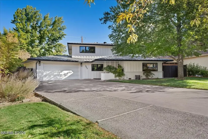 940 Manor, Reno, Nevada 89509, 5 Bedrooms Bedrooms, ,4 BathroomsBathrooms,Residential,Residential,Manor,0,260013203