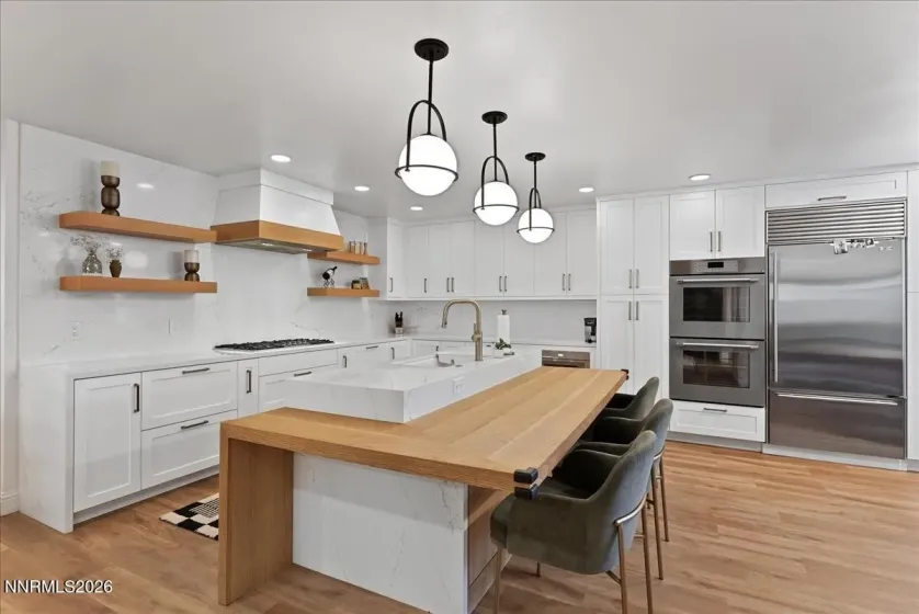 940 Manor, Reno, Nevada 89509, 5 Bedrooms Bedrooms, ,4 BathroomsBathrooms,Residential,Residential,Manor,0,260013203
