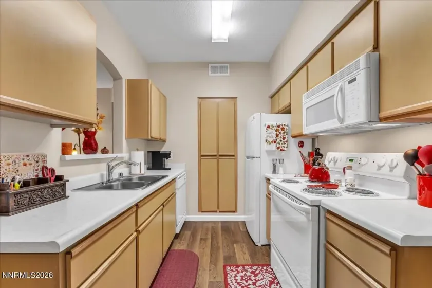 6850 Sharlands, Reno, Nevada 89523, 2 Bedrooms Bedrooms, ,2 BathroomsBathrooms,Residential,Residential,Sharlands,0,260013206