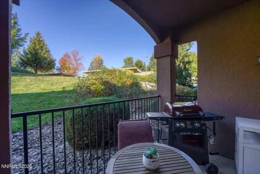 6850 Sharlands, Reno, Nevada 89523, 2 Bedrooms Bedrooms, ,2 BathroomsBathrooms,Residential,Residential,Sharlands,0,260013206