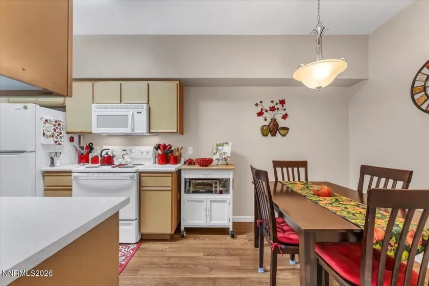 6850 Sharlands, Reno, Nevada 89523, 2 Bedrooms Bedrooms, ,2 BathroomsBathrooms,Residential,Residential,Sharlands,0,260013206