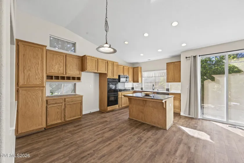 7035 Cinnamon, Sparks, Nevada 89436, 3 Bedrooms Bedrooms, ,2 BathroomsBathrooms,Residential,Residential,Cinnamon,0,260013207