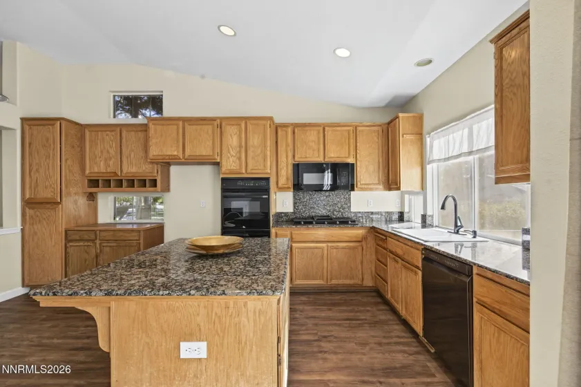 7035 Cinnamon, Sparks, Nevada 89436, 3 Bedrooms Bedrooms, ,2 BathroomsBathrooms,Residential,Residential,Cinnamon,0,260013207