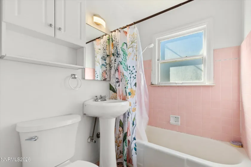 1605 Ordway, Reno, Nevada 89509, 3 Bedrooms Bedrooms, ,1 BathroomBathrooms,Residential,Residential,Ordway,0,260013210