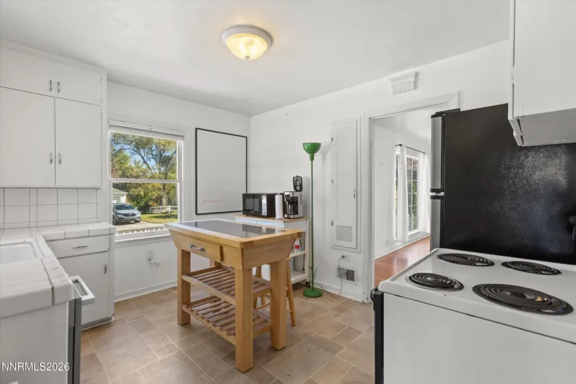 1605 Ordway, Reno, Nevada 89509, 3 Bedrooms Bedrooms, ,1 BathroomBathrooms,Residential,Residential,Ordway,0,260013210