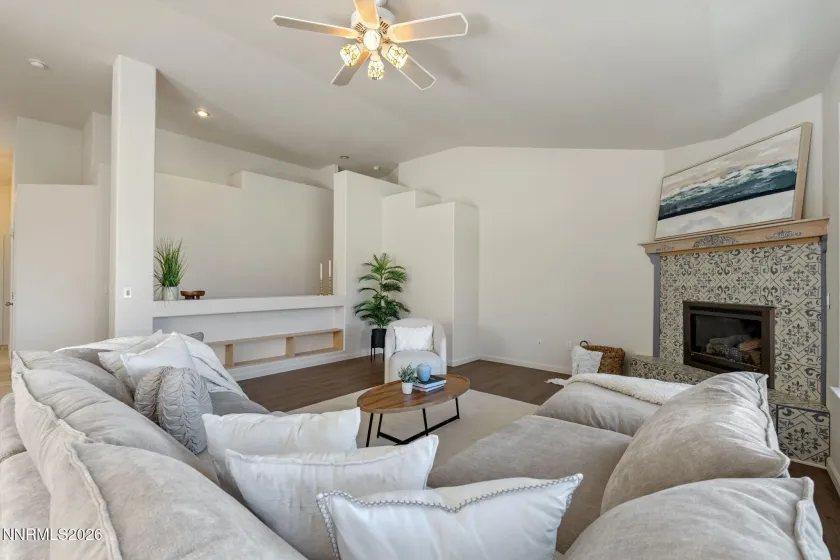 325 Bayhill, Dayton, Nevada 89403, 4 Bedrooms Bedrooms, ,2 BathroomsBathrooms,Residential,Residential,Bayhill,0,260013212