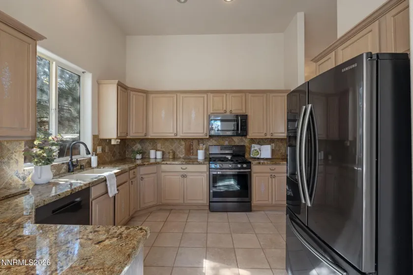 325 Bayhill, Dayton, Nevada 89403, 4 Bedrooms Bedrooms, ,2 BathroomsBathrooms,Residential,Residential,Bayhill,0,260013212