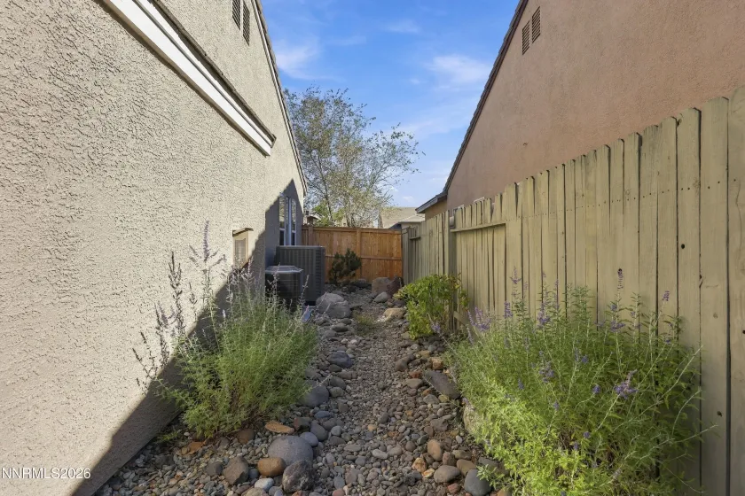 1652 Broadstone, Reno, Nevada 89521, 3 Bedrooms Bedrooms, ,3 BathroomsBathrooms,Residential,Residential,Broadstone,0,260013214