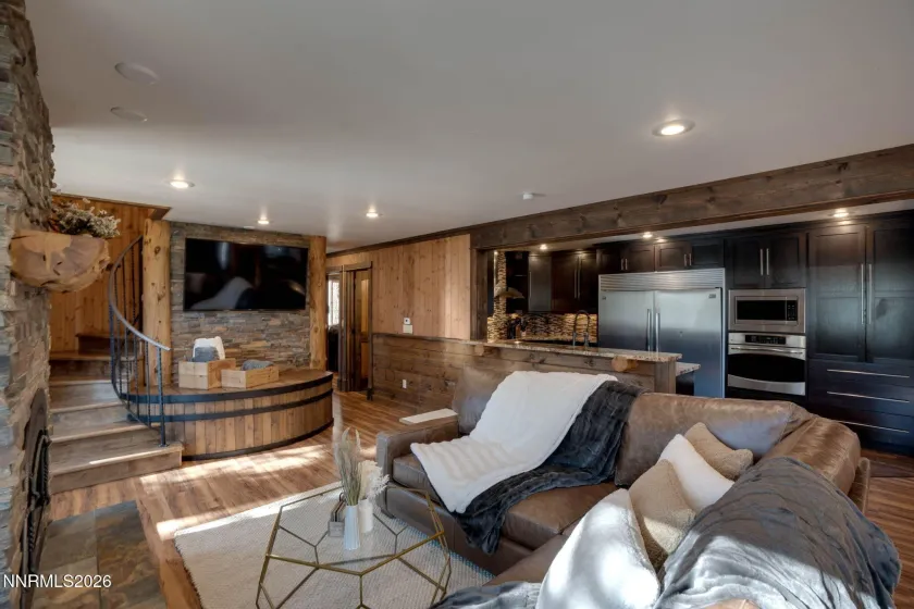 316 Quaking Aspen, Stateline, Nevada 89449, 5 Bedrooms Bedrooms, ,3 BathroomsBathrooms,Residential,Residential,Quaking Aspen,0,260013216