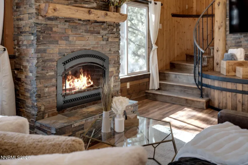 316 Quaking Aspen, Stateline, Nevada 89449, 5 Bedrooms Bedrooms, ,3 BathroomsBathrooms,Residential,Residential,Quaking Aspen,0,260013216