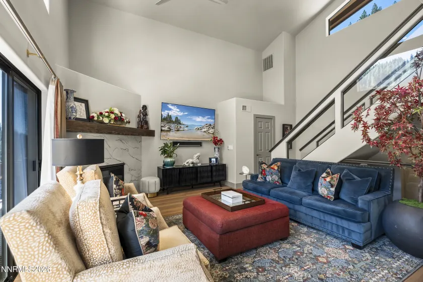400 Fairview, Incline Village, Nevada 89451, 2 Bedrooms Bedrooms, ,3 BathroomsBathrooms,Residential,Residential,Fairview,0,260013221
