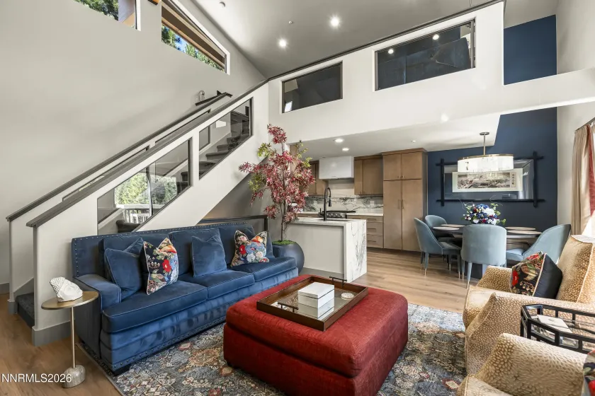 400 Fairview, Incline Village, Nevada 89451, 2 Bedrooms Bedrooms, ,3 BathroomsBathrooms,Residential,Residential,Fairview,0,260013221