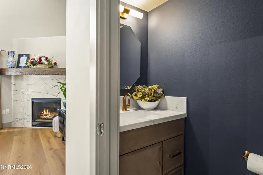 400 Fairview, Incline Village, Nevada 89451, 2 Bedrooms Bedrooms, ,3 BathroomsBathrooms,Residential,Residential,Fairview,0,260013221