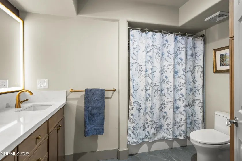 400 Fairview, Incline Village, Nevada 89451, 2 Bedrooms Bedrooms, ,3 BathroomsBathrooms,Residential,Residential,Fairview,0,260013221