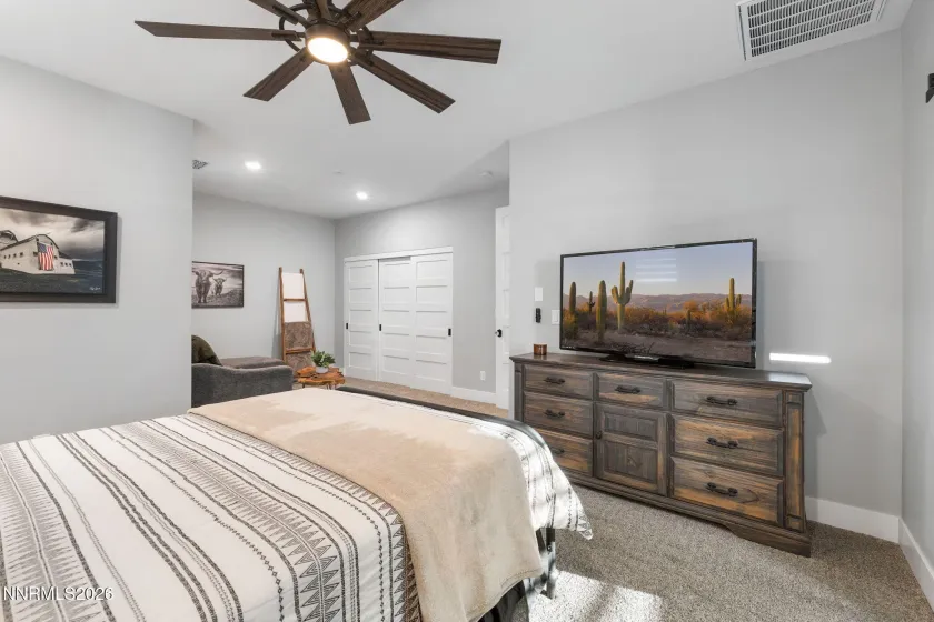 1409 Hunters Point, Gardnerville, Nevada 89410, 4 Bedrooms Bedrooms, ,5 BathroomsBathrooms,Residential,Residential,Hunters Point,0,260013223