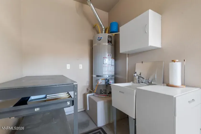 4984 Monrovia, Sparks, Nevada 89436, 3 Bedrooms Bedrooms, ,2 BathroomsBathrooms,Residential,Residential,Monrovia,0,260013225