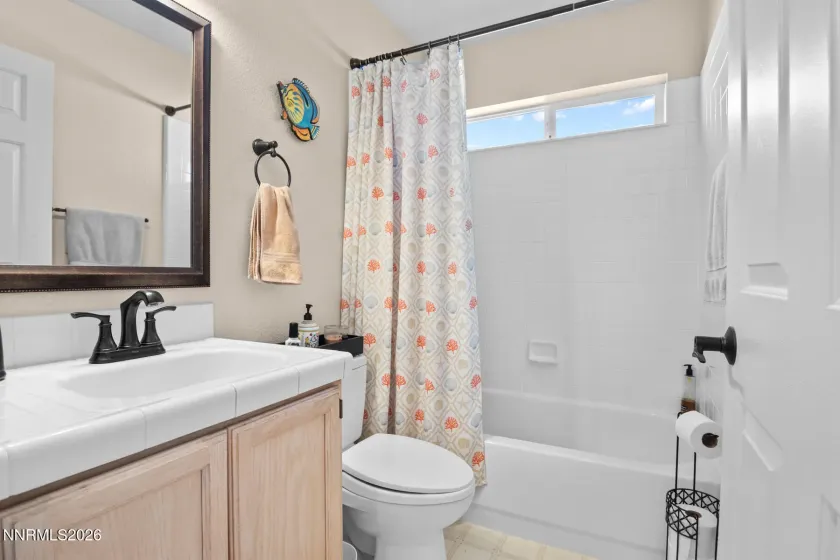 207 La Costa, Dayton, Nevada 89403, 3 Bedrooms Bedrooms, ,2 BathroomsBathrooms,Residential,Residential,La Costa,0,260013230