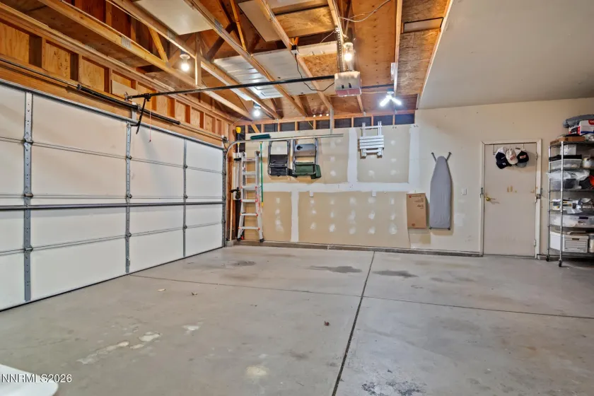 207 La Costa, Dayton, Nevada 89403, 3 Bedrooms Bedrooms, ,2 BathroomsBathrooms,Residential,Residential,La Costa,0,260013230