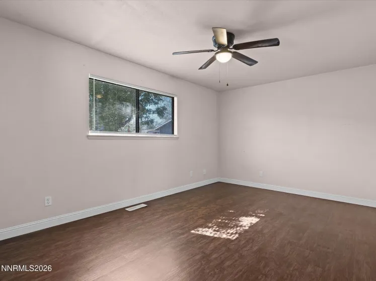654 Douglas, Fallon, Nevada 89406, 3 Bedrooms Bedrooms, ,1 BathroomBathrooms,Residential,Residential,Douglas,0,260013234