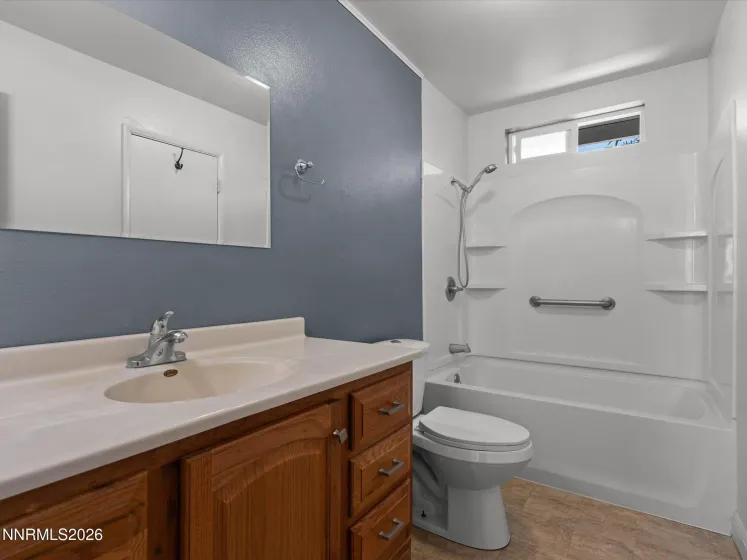 654 Douglas, Fallon, Nevada 89406, 3 Bedrooms Bedrooms, ,1 BathroomBathrooms,Residential,Residential,Douglas,0,260013234