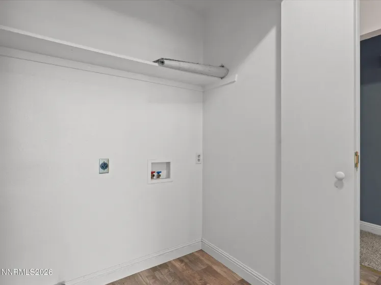 654 Douglas, Fallon, Nevada 89406, 3 Bedrooms Bedrooms, ,1 BathroomBathrooms,Residential,Residential,Douglas,0,260013234