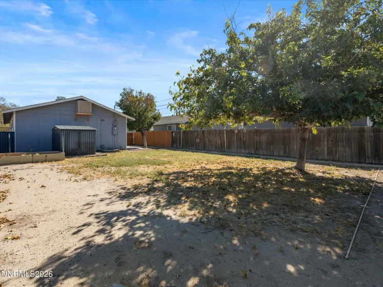 654 Douglas, Fallon, Nevada 89406, 3 Bedrooms Bedrooms, ,1 BathroomBathrooms,Residential,Residential,Douglas,0,260013234
