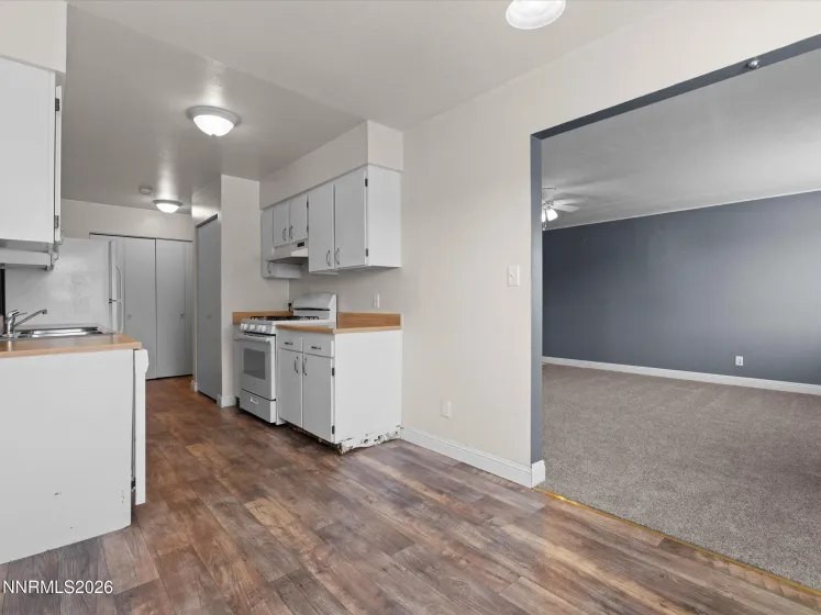 654 Douglas, Fallon, Nevada 89406, 3 Bedrooms Bedrooms, ,1 BathroomBathrooms,Residential,Residential,Douglas,0,260013234
