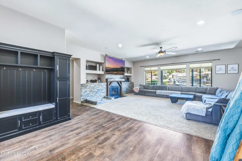 11720 Terra Linda, Sparks, Nevada 89441, 5 Bedrooms Bedrooms, ,3 BathroomsBathrooms,Residential,Residential,Terra Linda,0,260013239