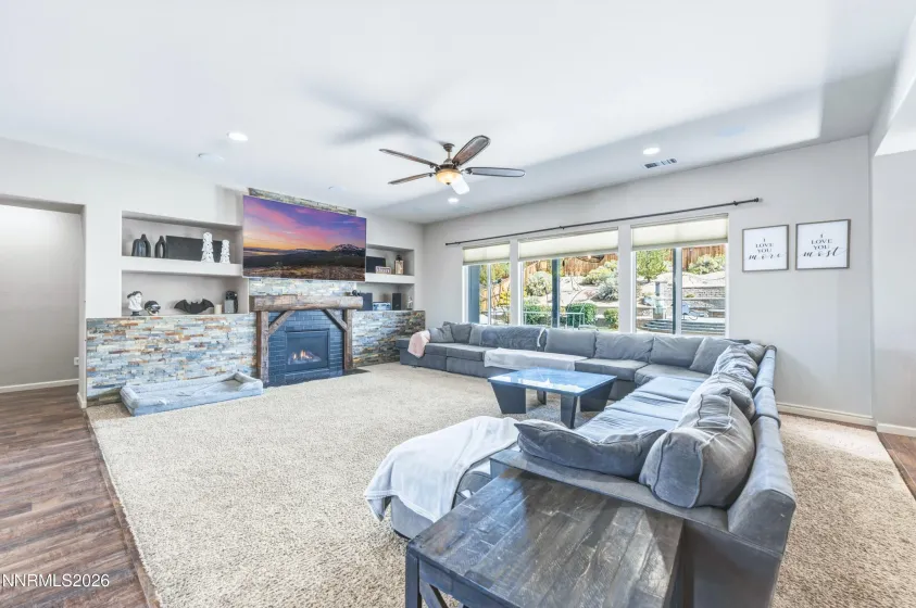 11720 Terra Linda, Sparks, Nevada 89441, 5 Bedrooms Bedrooms, ,3 BathroomsBathrooms,Residential,Residential,Terra Linda,0,260013239