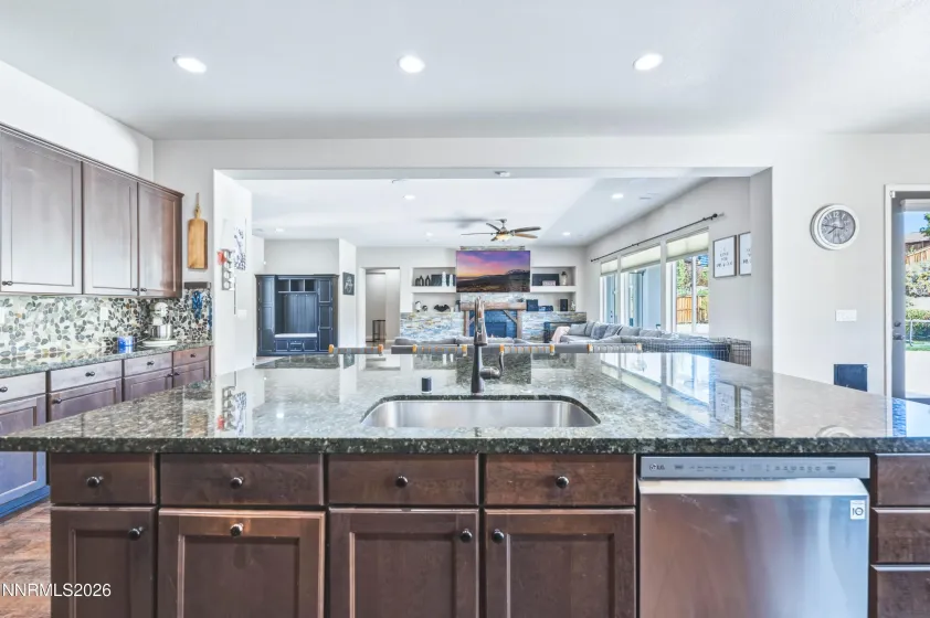 11720 Terra Linda, Sparks, Nevada 89441, 5 Bedrooms Bedrooms, ,3 BathroomsBathrooms,Residential,Residential,Terra Linda,0,260013239
